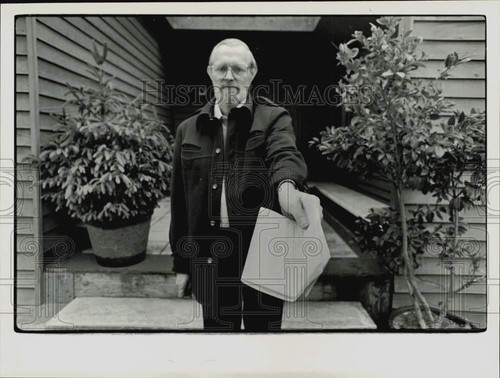 1981 press photo legal - 1981, notice